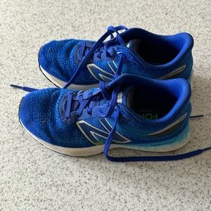 Kids size 2 New Balance Running shoes, very good used condition